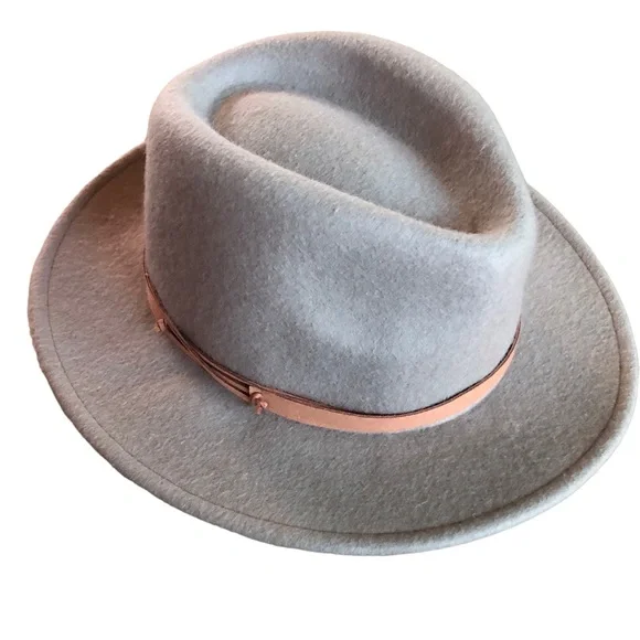 Lucky Brand | Accessories | Host Pick 42 Lucky Brand Wool  display picture 3